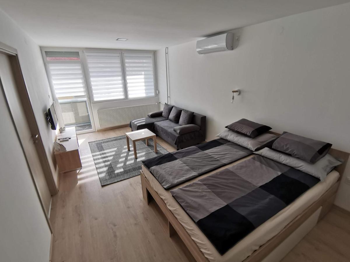 Sweet Life Apartman Eger Buitenkant foto