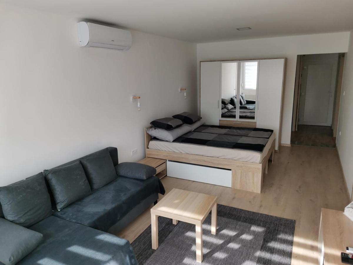 Sweet Life Apartman Eger Buitenkant foto
